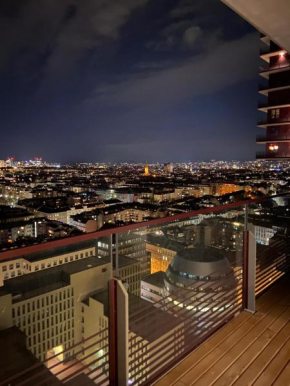 Triiiple Suites Level 22 mit Balkon und Tiefgarage